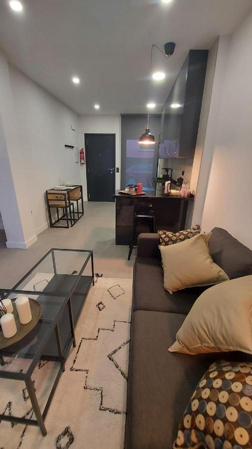 Love Rent4 Malaga Mercedes Luaran gambar