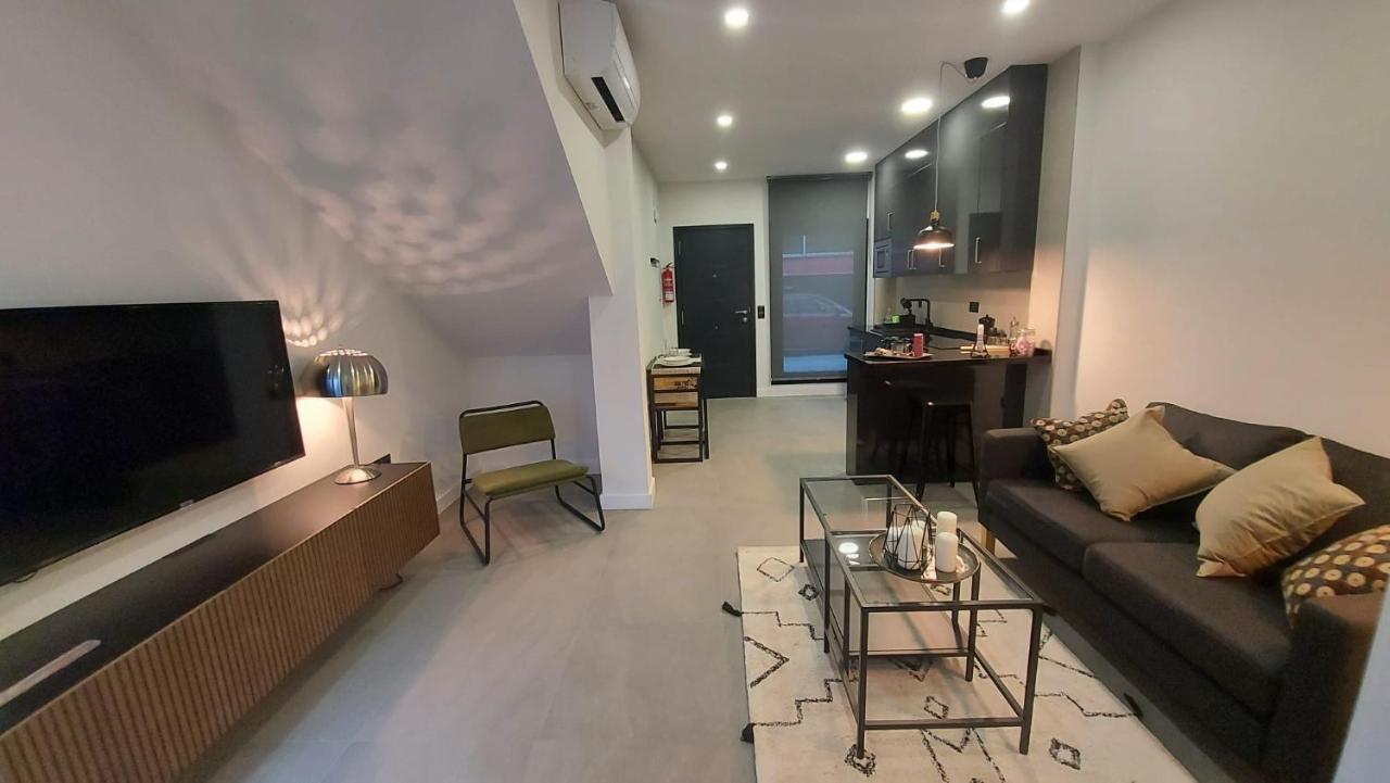 Love Rent4 Malaga Mercedes Luaran gambar